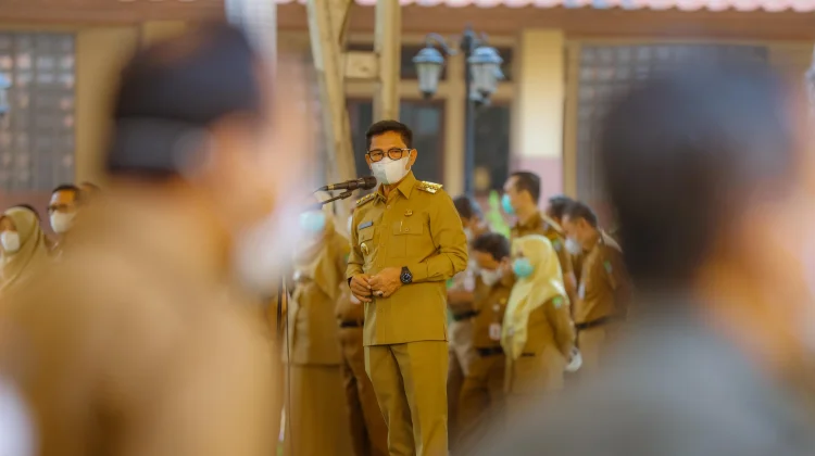 Serbuan Abu Vulkanik, Sachrudin Minta Bawahannya Tidak Hanya Bekerja di Atas Meja