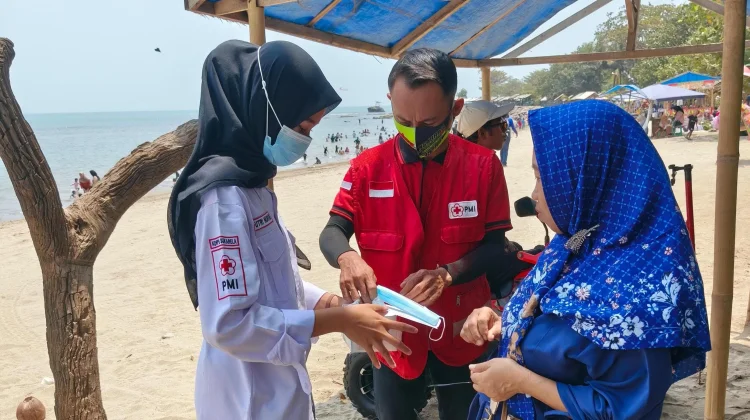 PMI Banten Distribusikan 105 Ribu Masker Hadapi Erupsi