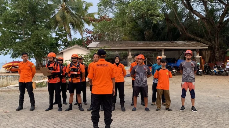 Tim SAR Gabungan Perluas Area Pencarian Speed Boat Hilang Kontak di Selat Sunda