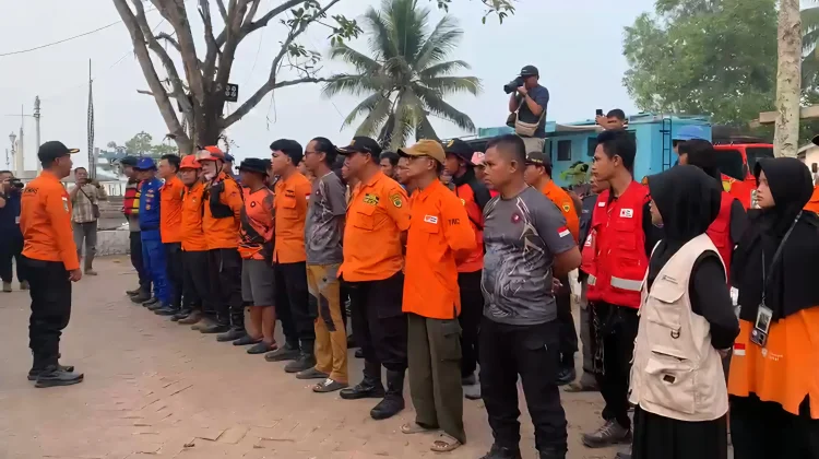 Pencarian Korban Hilang di Selat Sunda Masuki Hari Keenam