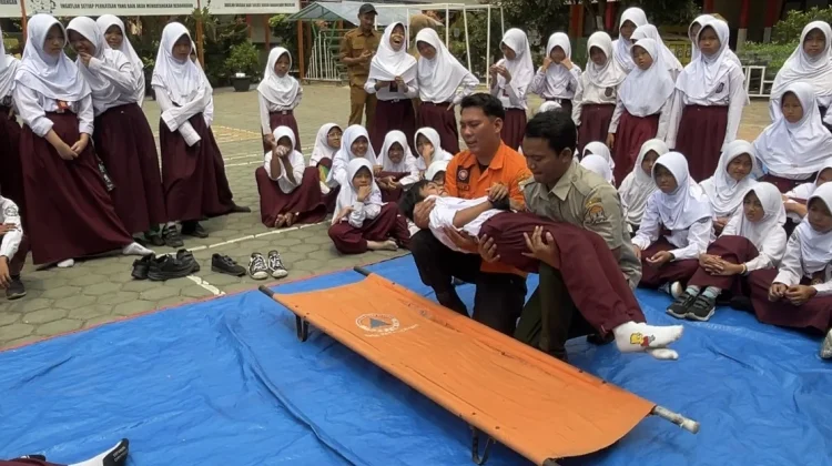 BPBD Kota Serang Latih Siswa SD Kenali Ancaman Bencana Sejak Dini