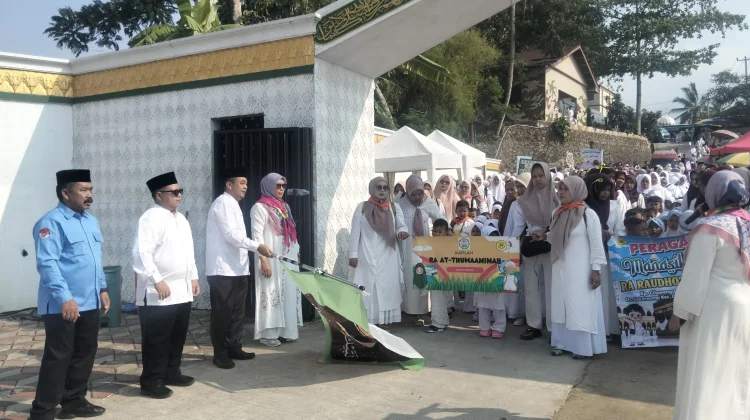 Ribuan Anak Ikuti Peragaan Manasik Haji RA Kabupaten Lebak 2026