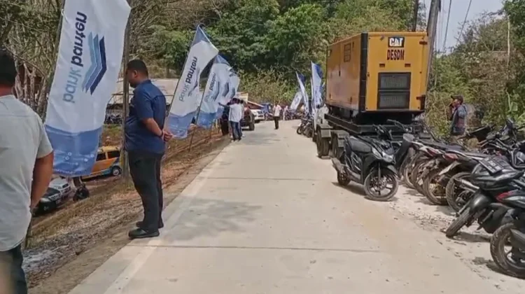 Bang Andra Percepat Konektivitas Jalan Desa di Banten