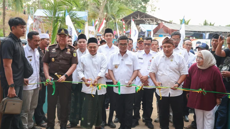 Jembatan Leuwi Kukuk Dibangun Swadaya, Gubernur Apresiasi Gotong Royong Warga