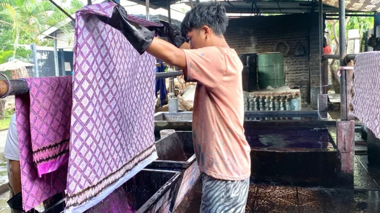 Pengrajin Batik Serang Masih Terbatas, Industri Perlu Diperkuat