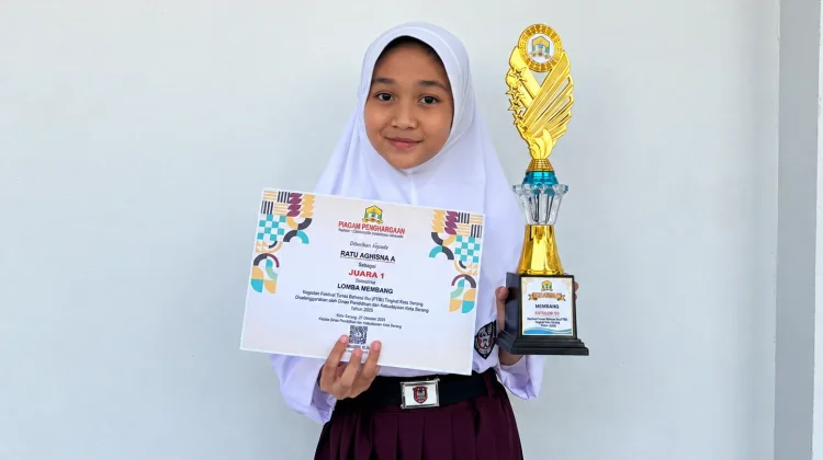 Dukungan Keluarga dan Sanggar Antarkan Aghisna Raih Juara Nembang