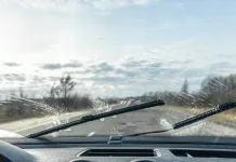 Pentingnya Cek Wiper Mobil di Musim Penghujan