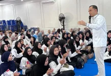 Kisah Sukses Alumni Unival Dede Rohana dan Lian Firman