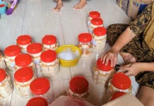 Produksi Kue Gipang Melonjak saat Ramadan