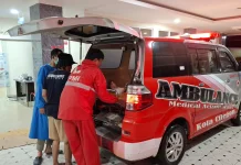 PMI Cilegon Bantu Evakuasi Warga Terdampak Banjir Metro Cilegon