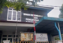 Ribuan Warga Lebak Belum Miliki KTP