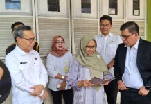 Kantah Kabupaten Serang Serahkan Sertipikat PTSL 2026 Pertama di Banten