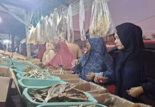 Karangantu Jadi Favorit Wisatawan Pecinta Seafood