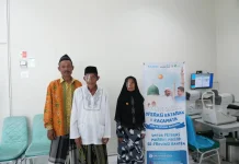 RSAW Gelar Operasi Katarak Gratis bagi Marbot di Banten