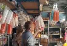 Harga Kemasan Plastik Melambung, Pelaku Usaha di Kota Serang Ngeluh