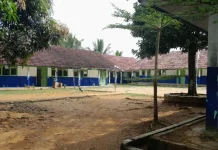 Karya Bakti TNI Pandeglang Sasar Rehab Sekolah