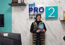 Dewi Saarah Tuangkan Perjuangan lewat "Es Buah di Jalan Colombo"