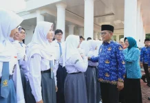 Sekolah Gratis Diperluas, Madrasah Aliyah Mulai Dijangkau