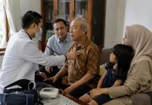 Tantangan Dokter Keluarga dalam Mengedukasi Kesehatan Masyarakat