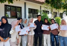 Ratusan Siswa di Pandeglang Terima Sertifikat Program Indonesia Pintar