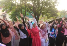 Dua Komunitas Lingkungan Inisiasi Program Perempuan Masa Kini
