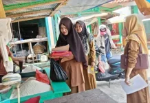 Tim Jejaring Keamanan Pangan Daerah Awasi  Pangan Pasar Cikotok