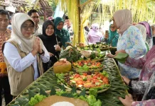 Festival Bubur Suro di Desa Bandung Sukses Putar Roda Ekonomi