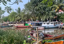 Sumbat Jalur Nelayan, 80 Bangkai Kapal di Muara Karangantu Akan Dievakuasi