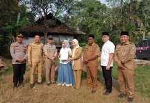 Didampingi Bupati, Kantah Kabupaten Serang Serahkan Sertipikat ke Masyarakat