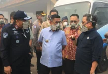 Pemadaman Kebakaran di TPA Jatiwaringin Dipastikan Terus Dilakukan