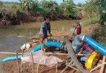Distan Lebak Salurkan Pompa Air Cegah Kekeringan Sawah Petani