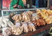 Pengusaha Kerupuk Keluhkan Kenaikan Harga Bahan Baku