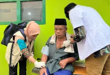 Jemput Bola, Pemkot Tangsel Kirim Dokter Langsung ke Rumah Lansia