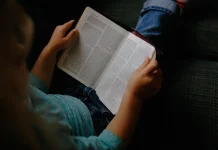 Membaca Buku 15 Menit Sehari Bantu Tingkatkan Budaya Literasi