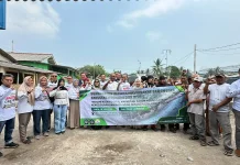 Dosen Unival Latih Warga Merak Besar Bikin Konten Wisata Pakai AI