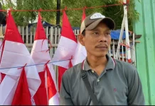 Pedagang Bendera di Serang Andalkan Puncak Penjualan pada Awal Agustus