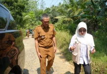 Bupati Dewi Pastikan Pembangunan Jalan Cibitung Dimulai