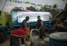 Dompet Dhuafa Salurkan 8.000 Liter Air di Juhut
