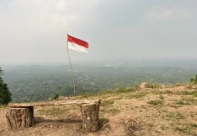 Bendera Merah Putih 20 Meter Akan Dibentangkan di Gunung Gendor