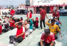 Pegawai Kemenag Lebak Meriahkan HUT RI