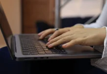 Atasi Writer’s Block dengan Teknik Spider Web