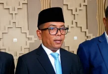 Gubernur Andra Soni Imbau Warga Waspadai Sebaran Abu
