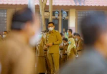 Serbuan Abu Vulkanik, Sachrudin Minta Bawahannya Tidak Hanya Bekerja di Atas Meja