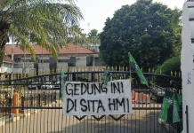 Soroti Anggaran Pegawai, HMI "Sita" Gedung Pemkot Cilegon
