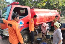 BPBD Banten Terus Distribusikan Air Bersih ke Wilayah Kekeringan
