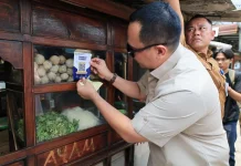 Warga Curug Sampaikan Keluhan Jalan Rusak Melalui Sambat Camat