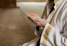 Doa dan Usaha Harus Berjalan Seimbang