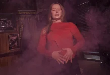 Julia Jacklin Rilis The Gem, Temukan Makna Kebebasan