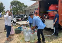 BPBD-PK Pandeglang Sulap Mobil Logistik Jadi Tangki Air Bersih