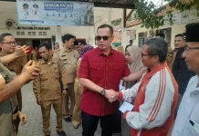 Bantuan Gubernur Banten Menyasar Pesantren hingga Pelajar di Kota Serang